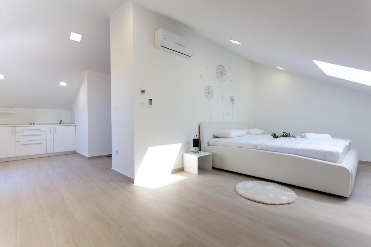 Apartment Alius Ragusa Deluxe Екстериор снимка