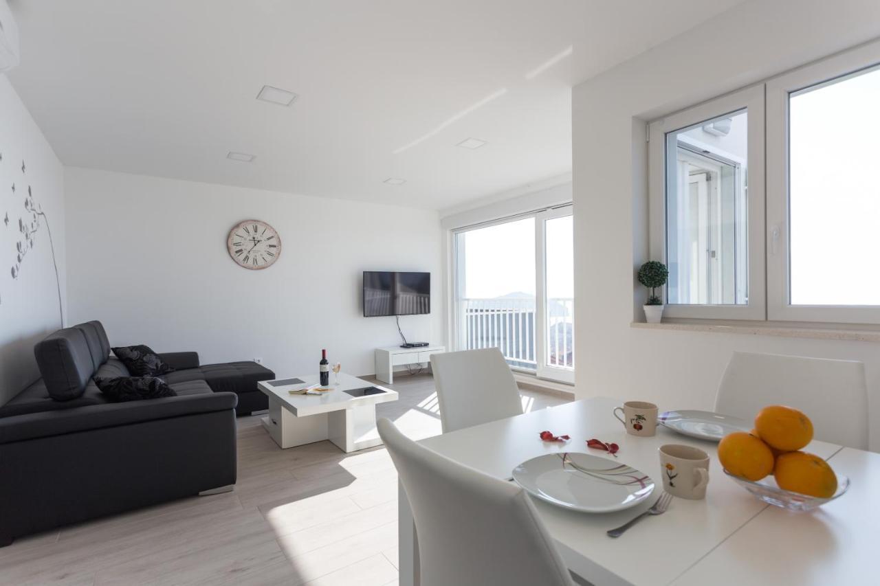 Apartment Alius Ragusa Deluxe Екстериор снимка